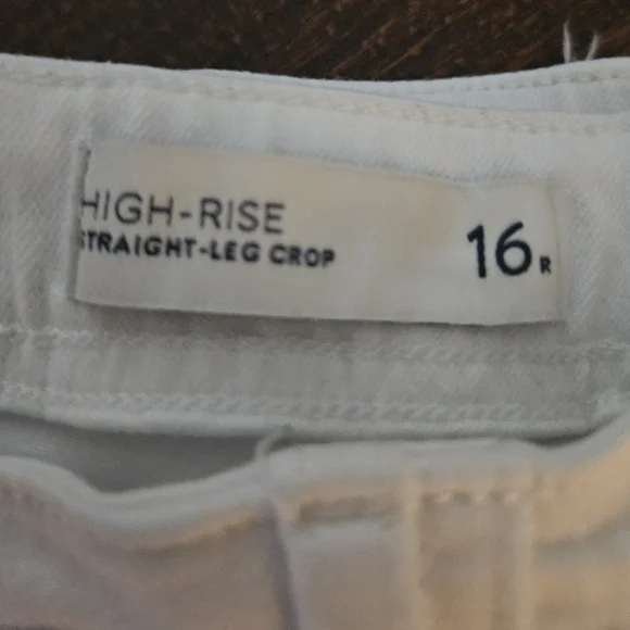 J. Jill Classic White Cropped Jeans - Picture 5 of 5